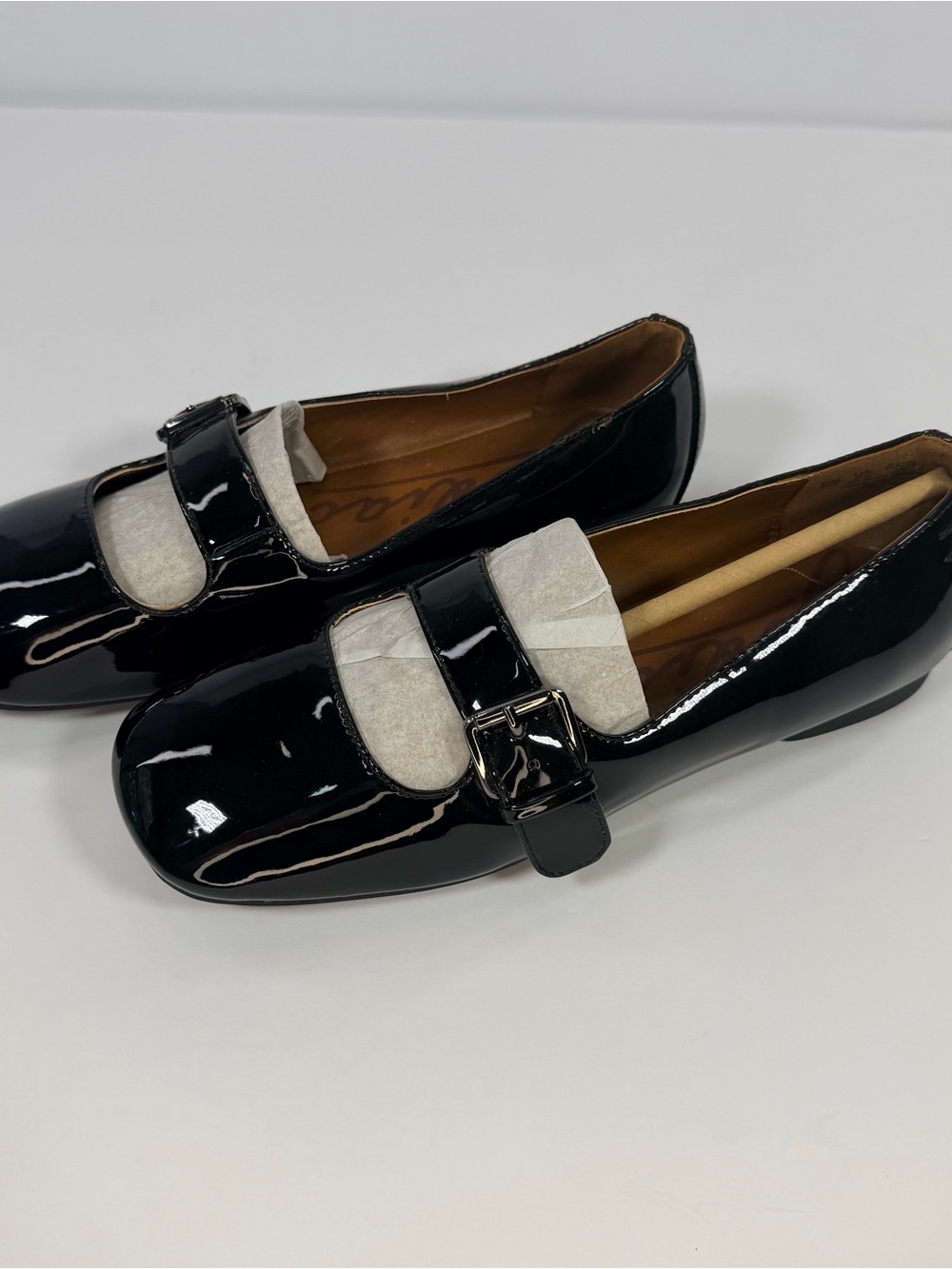 NWT Zodiac Indira Mary Jane Flat Size 6 Women's - Picture 9 of 13